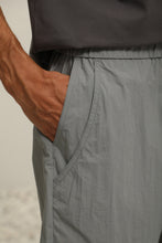 Load image into Gallery viewer, (SP09GY) Quick Dry Breathable Shorts
