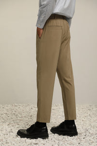 (P49KH) Slim-Fit Tapered Trousers