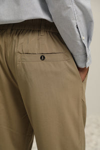 (P49KH) Slim-Fit Tapered Trousers