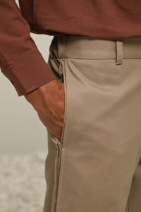 Brushed Cotton Slim-Fit Trousers (KH)